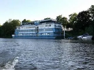 ***  Botel Vodnik Praga República Checa